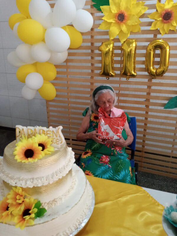 Arminda da Silva completa 110 anos - Foto: Abrigo Bom Jesus